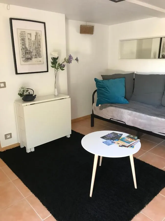 Guesthouse Du Moulin Saint-Cyr-sur-Mer 0*,  Francia